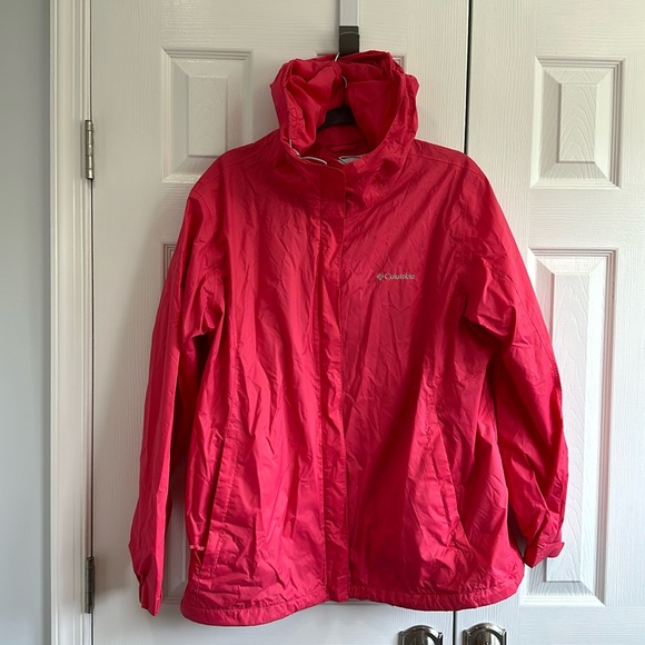 Columbia Jackets & Blazers - EUC Women’s Pink Columbia Omni Tech Waterproof Rain Jacket - Size 2X